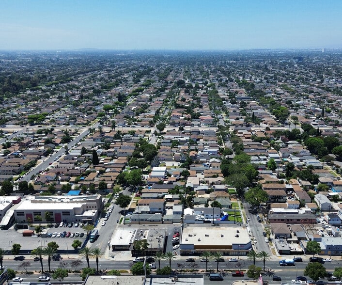 More Photos Of 4460 Firestone Blvd, South Gate Storefront For Sale