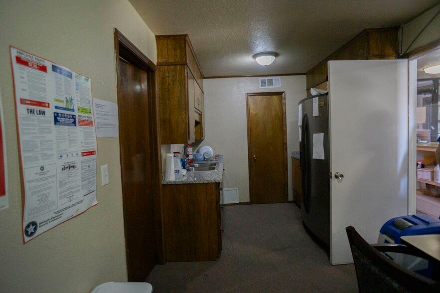 More Photos Of 1208 Oklahoma Ave, Woodward Hotel For Sale