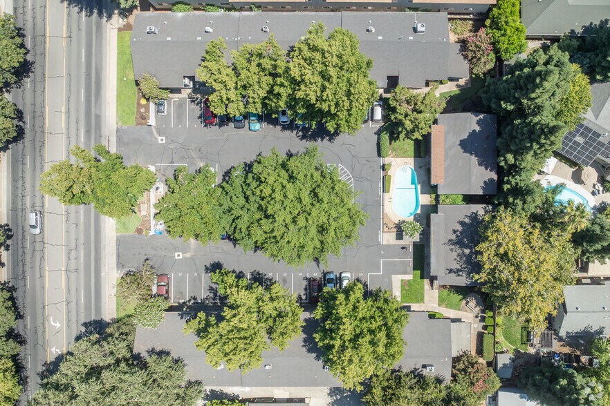 More Photos Of 821 W East Ave, Chico Apartments For Sale