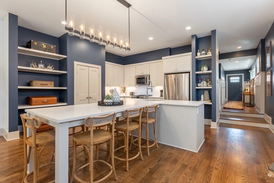 More Photos Of , Nashville Multifamily For Sale