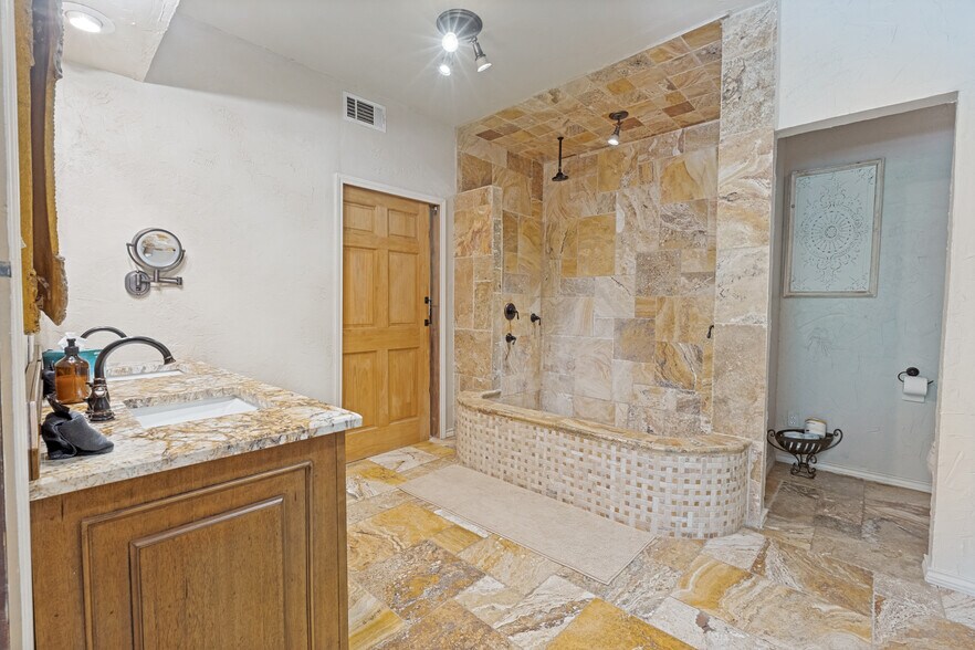 More Photos Of 8570 River Rd, New Braunfels Hospitality For Sale