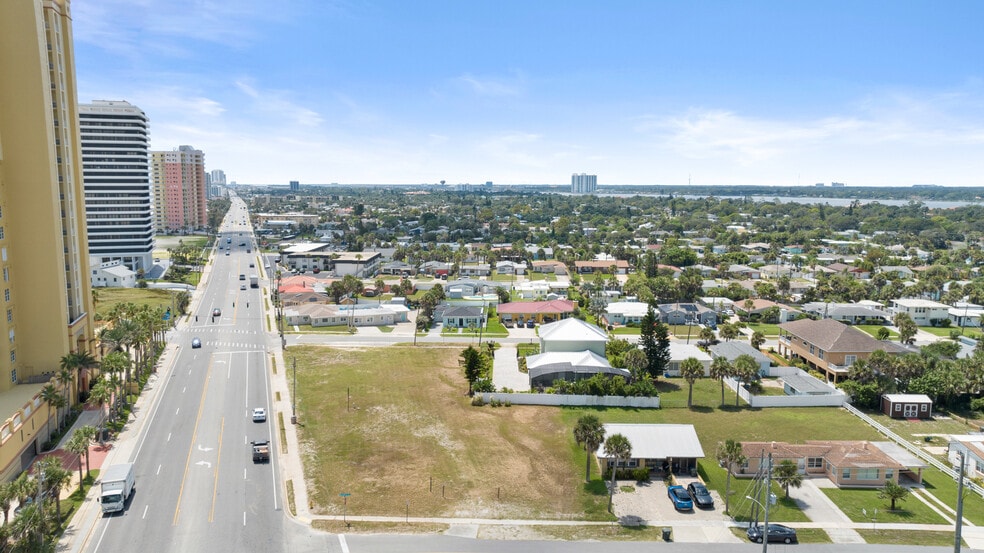 More Photos Of 0000 N Atlantic Ave, Daytona Beach Land For Sale