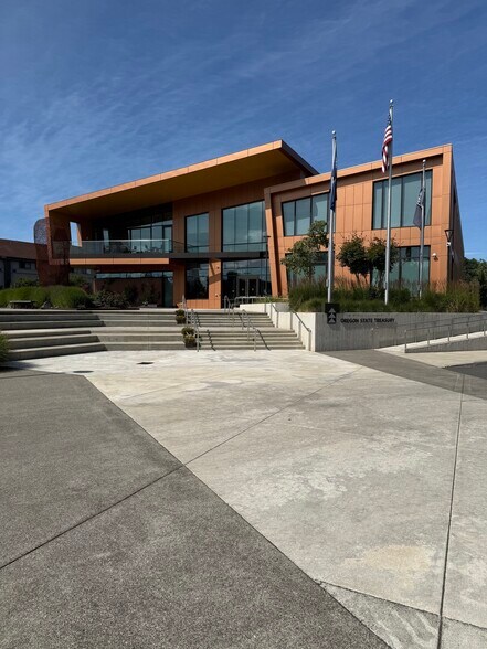 More Photos Of 865 Hawthorne, Salem Land For Lease