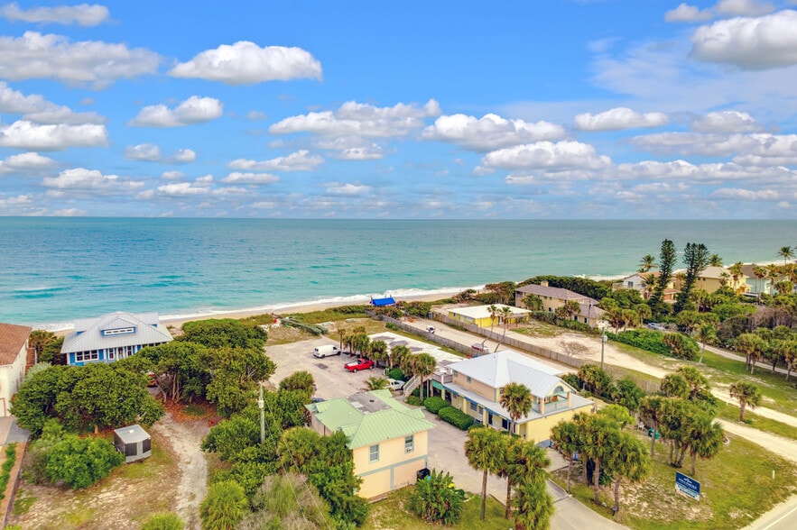 More Photos Of 5935 S Highway A1A, Melbourne Beach Hotel For Sale