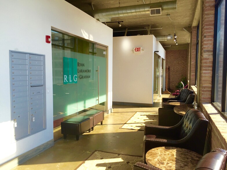 More Photos Of 1409 Washington Ave, Saint Louis Office For Sale