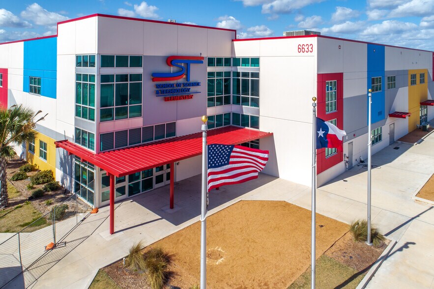 More Photos Of 6609 Evans Rd, Corpus Christi Schools For Sale