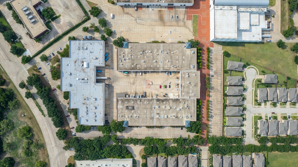 More Photos Of 6221 Riverside Dr, Irving Light Distribution For Lease