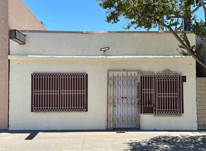 Primary Photo Of 10612 Whittier Blvd, Whittier General Retail For Sale