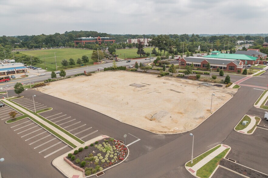 More Photos Of 150 E Germantown Pike, East Norriton Township Freestanding For Lease