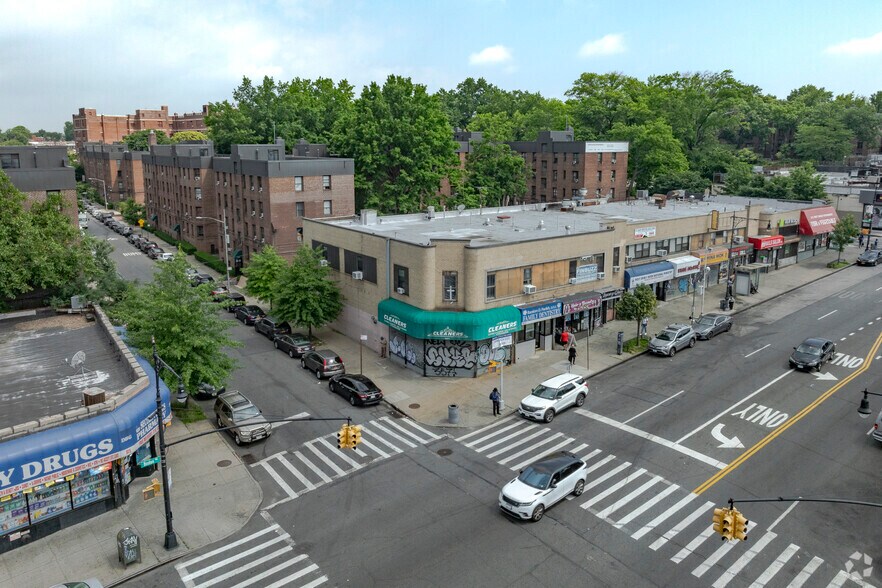 More Photos Of 3421-3439 Boston Rd, Bronx Storefront Retail Office For Lease