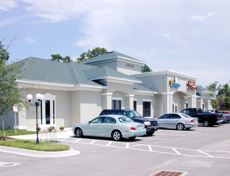 More Photos Of 8780 Perimeter Park Ct, Jacksonville Storefront Retail Office For Lease