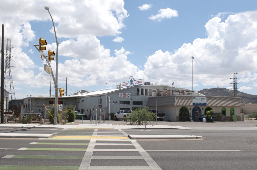 Primary Photo Of 695 W Saint Marys Rd, Tucson Self Storage For Sale