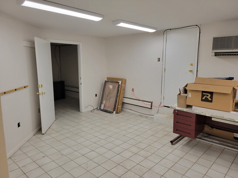 More Photos Of , Campbell Hall Office For Sale