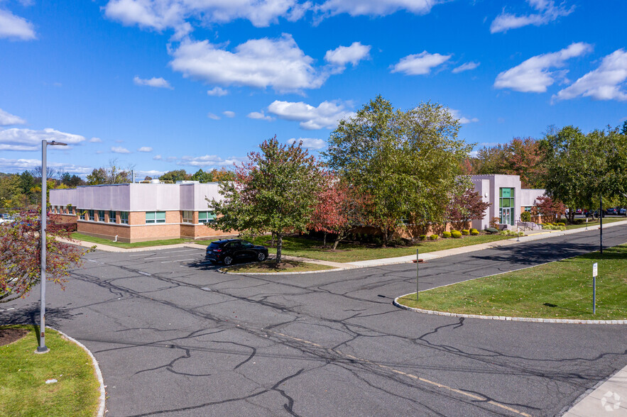 Primary Photo Of 675 Central Ave, New Providence Research And Development For Lease