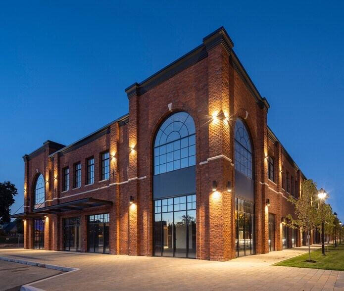 More Photos Of 2650-2672 St. Clair Ave W, Toronto Freestanding For Sale