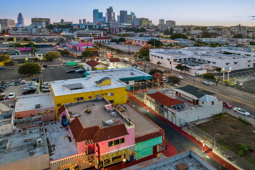 More Photos Of 936 Mei Ling Way, Los Angeles Freestanding For Sale