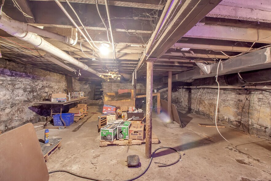 More Photos Of 16 Ellicott Pl, Depew Restaurant For Sale