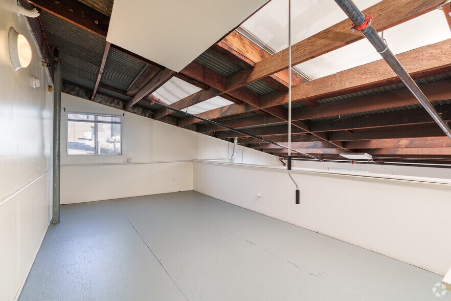 More Photos Of 4401 San Leandro St, Oakland Apartments For Sale
