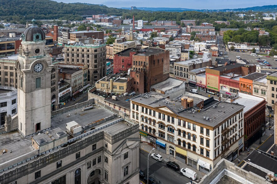 More Photos Of 136 Washington St, Paterson Apartments For Sale