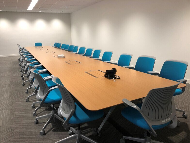 More Photos Of 515 Ellis St, Mountain View Flex For Sale