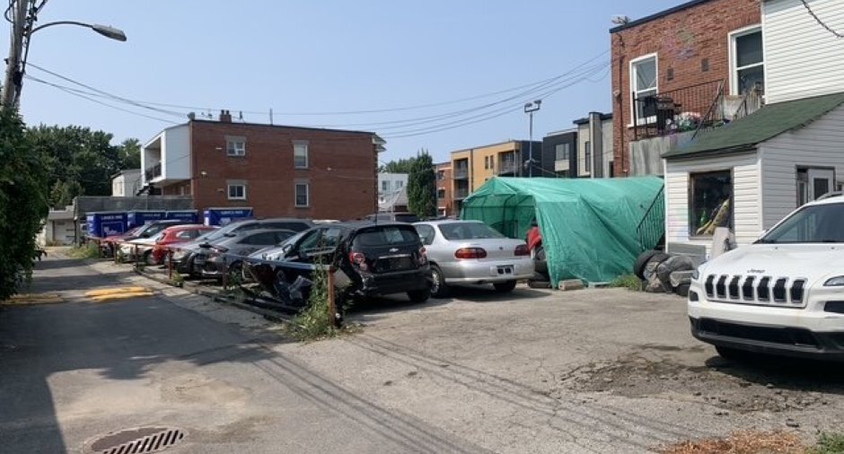 Primary Photo Of 168 Av Broadway, Montréal-Est Land For Sale
