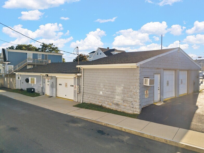 More Photos Of 11 Sheridan St, Dartmouth Industrial For Sale
