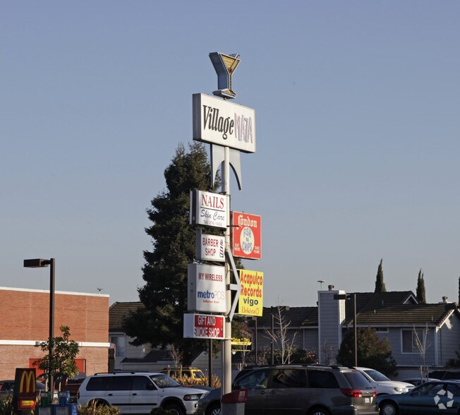 More Photos Of 18906 Hesperian Blvd, Hayward Unknown For Lease