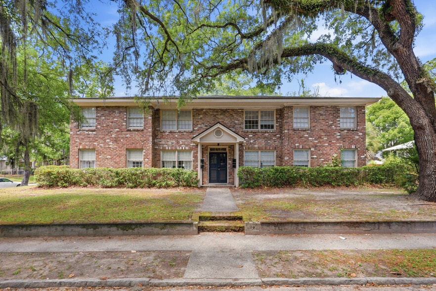 More Photos Of 3411 Bull St, Savannah Apartments For Sale