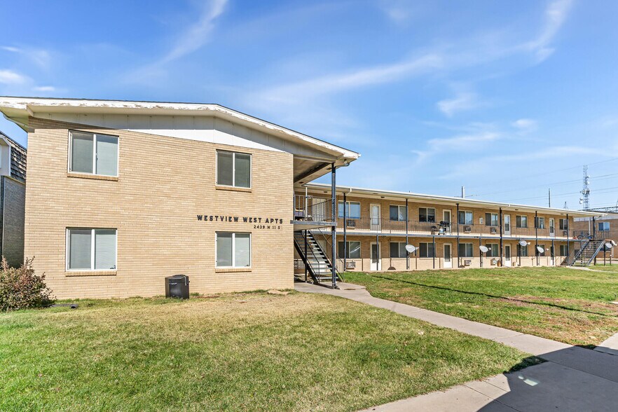 More Photos Of 2435-2459 W 11th St, Greeley Apartments For Sale