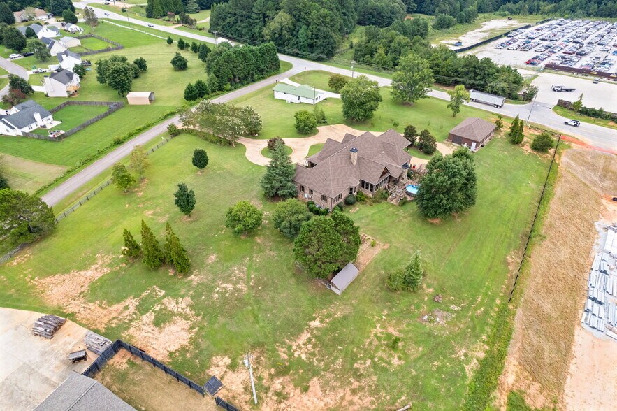 More Photos Of 2932 Highway 124 W, Jefferson Specialty For Sale