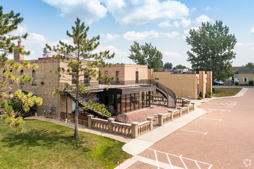 More Photos Of 212 Main St W, New Prague Hotel For Sale