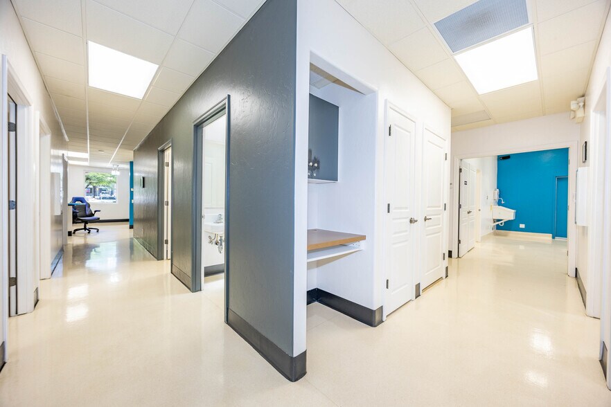 More Photos Of 3533 Canyon de Flores, Sierra Vista Medical For Lease