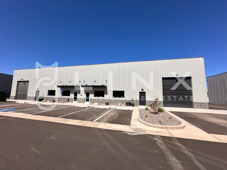 Primary Photo Of 563 S Commerce Dr, Hurricane Industrial For Lease