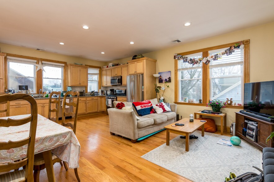 More Photos Of 31 Tremont St, Cambridge Apartments For Sale