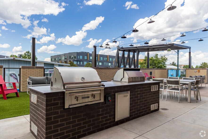 More Photos Of 4150 Jason St, Denver Apartments For Lease