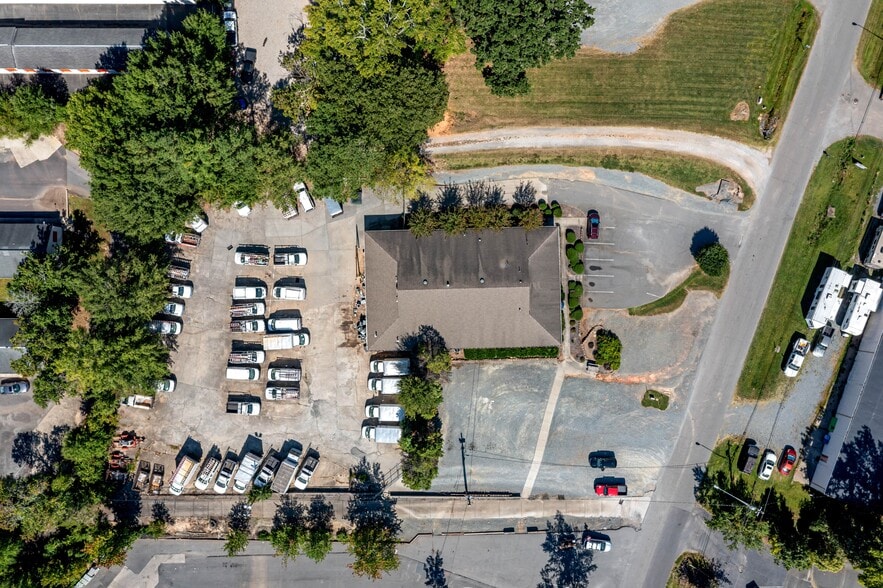 More Photos Of , Matthews Unknown For Sale