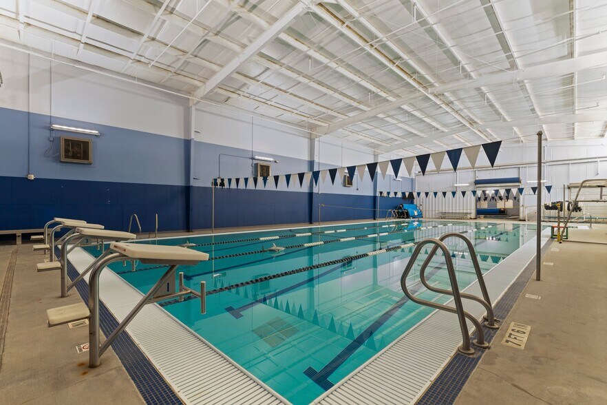 More Photos Of 26447 Hanna Rd, Oak Ridge North Swimming Pool For Sale