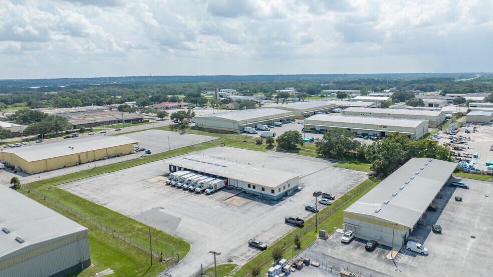 More Photos Of 3615 Reynolds Rd, Lakeland Truck Terminal For Lease