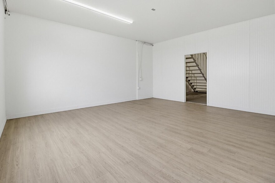 More Photos Of 2345 Via Segundo, San Ysidro Manufacturing For Sale