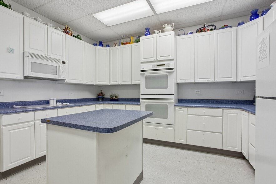 More Photos Of 7453 S Zephyr Ct, Littleton Religious Facility For Sale