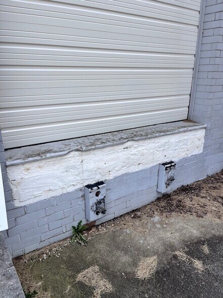 More Photos Of 14300 Industrial Ave N, Maple Heights Manufacturing For Lease