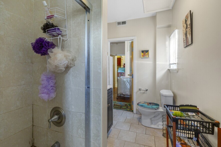 More Photos Of 4014 Market St, Philadelphia Storefront Retail Residential For Sale