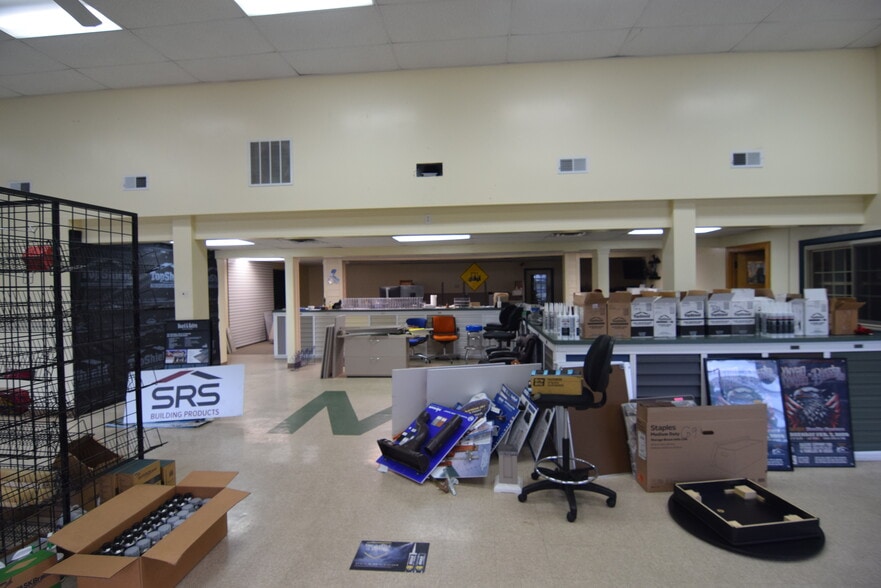 More Photos Of 5081 W Chester Pike, Newtown Square Warehouse For Sale