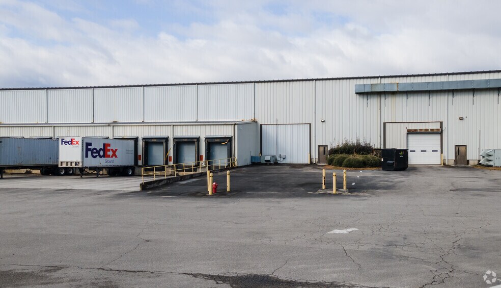 More Photos Of 1830 Carver Dr, Rocky Point Manufacturing For Lease