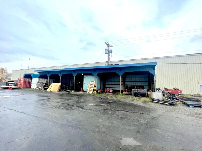 More Photos Of 1800 W 47th Ave, Anchorage Manufacturing For Sale