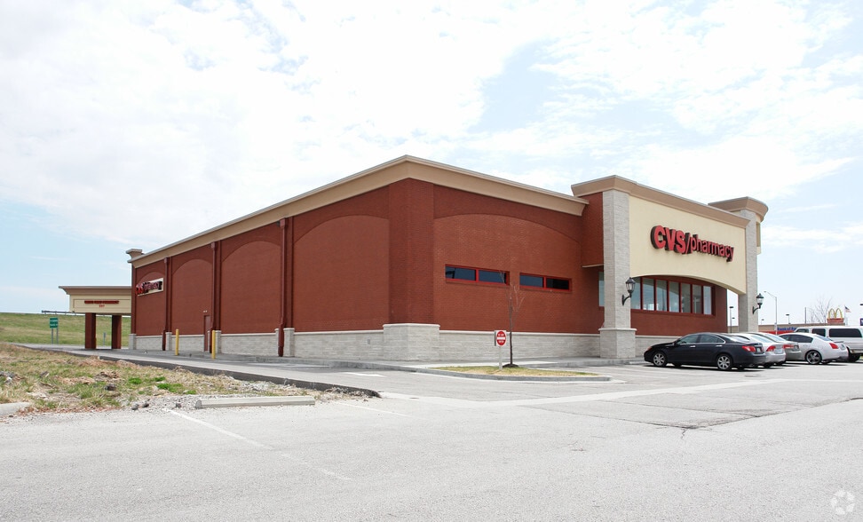 More Photos Of 8421 Prairie View Rd, Kansas City Drugstore For Sale