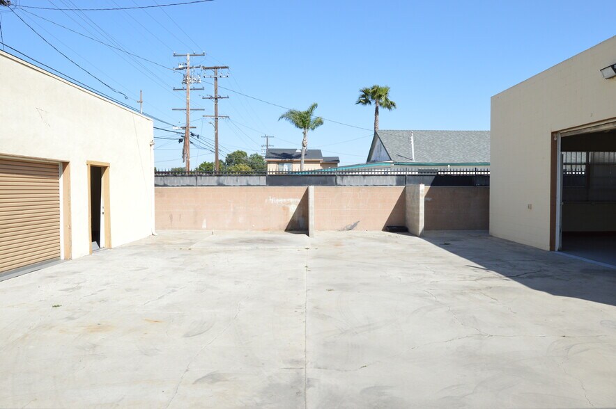 More Photos Of 3365 Martin Luther King Jr Blvd, Lynwood Unknown For Lease