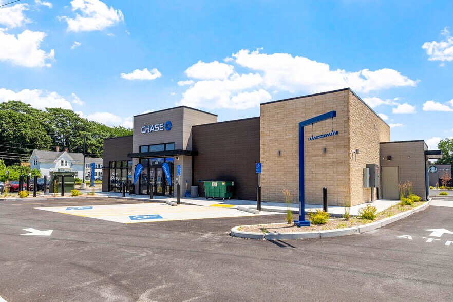 More Photos Of 850 Main st, Clinton Bank For Sale