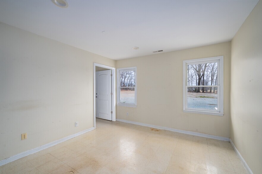 More Photos Of 7688 US 64 Hwy, Pittsboro Office For Sale