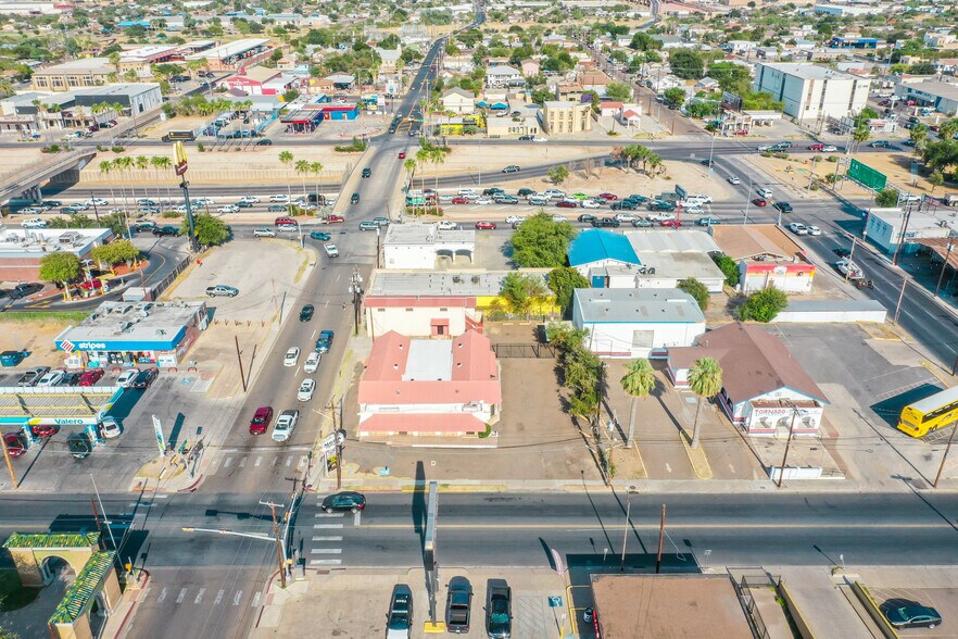 More Photos Of 1019 San Bernardo Ave, Laredo Office For Sale